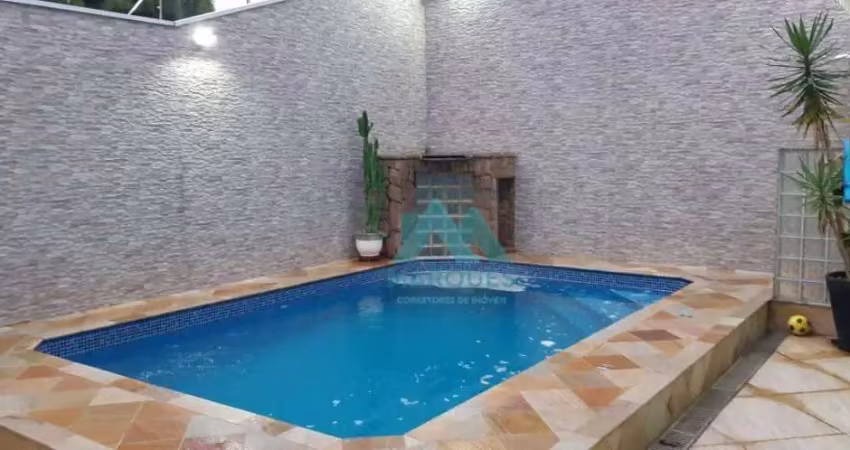 Casa com 4 quartos à venda na Vila Resende, Caçapava 