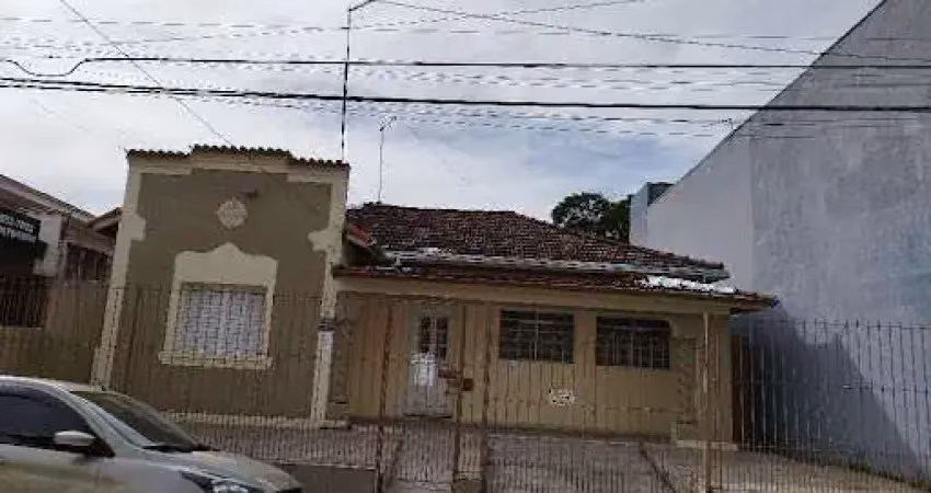 Casa no Centro da Cidade, ideal para clinica ou comércio