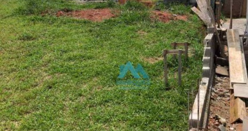 Terreno no Condomínio Bella Vitta, com 384m²