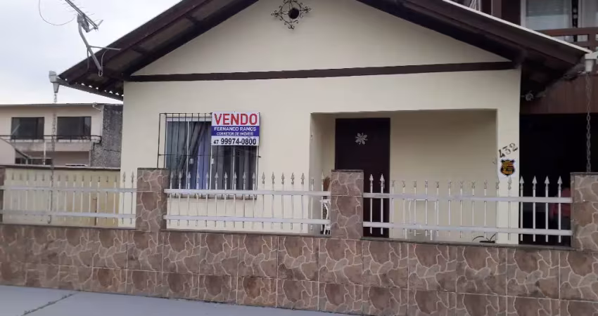 Vendo 2 Casas no Centro de Navegantes