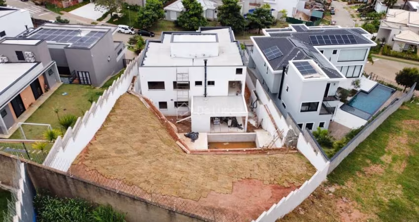 Casa em condomínio fechado com 4 quartos à venda na Rua José Picirili, 10, Residencial Jatibela, Campinas