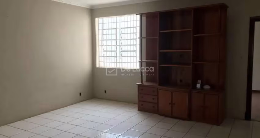 Casa comercial para alugar na Rua Camargo Paes, 556, Jardim Guanabara, Campinas