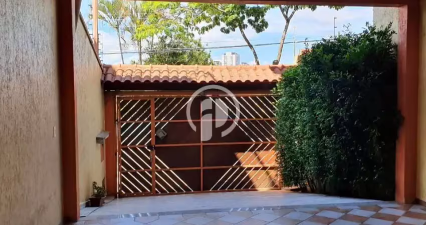 Sobrado para venda no bairro jardim paraíso, com excelente área de quintal e churrasqueira!