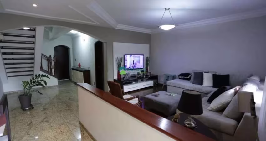 Casa (Sobrado) para Locação, 5 dorm(s), 1 suite(s), 7 vaga(s), 350 m²