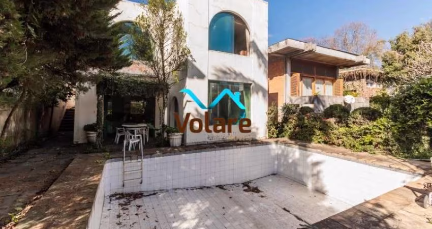 Belíssima casa à venda em Pinheiros!