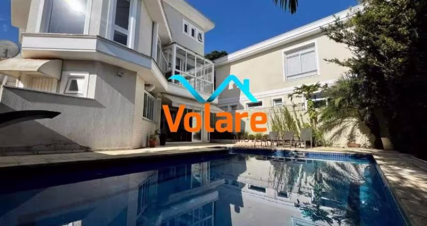 Imóvel de alto padrão com 4 suítes no Residencial Valville 1 em Santana de Parnaíba/SP: 369m², 6 vagas.