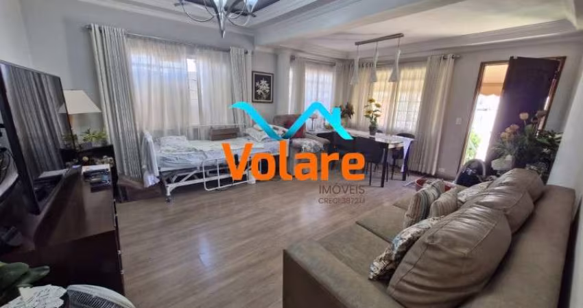 Imperdível oportunidade: Casa à venda em Osasco-SP, na Vila Yara, com 2 quartos, 1 suíte, 2 salas, 3 banheiros, 2 vagas de garagem e 313m².