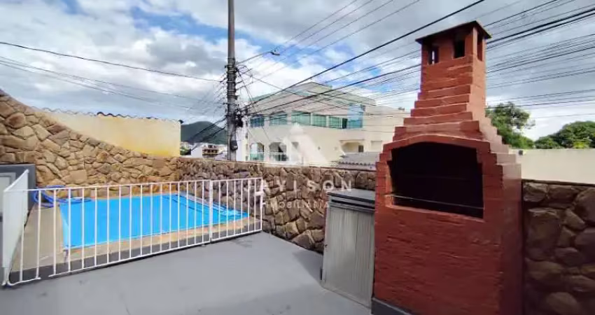 Casa com 2 quartos à venda na Rua Sargento Menezes, Vila Valqueire, Rio de Janeiro