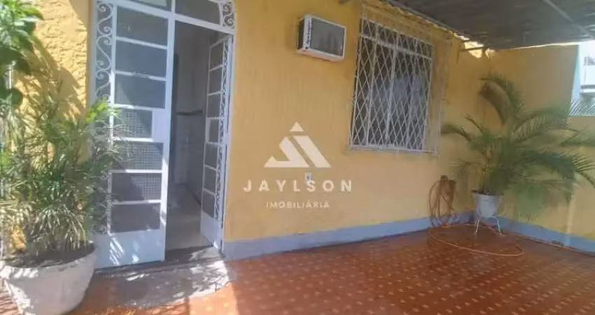 Casa com 2 quartos à venda na Avenida Lusitania, Penha Circular, Rio de Janeiro