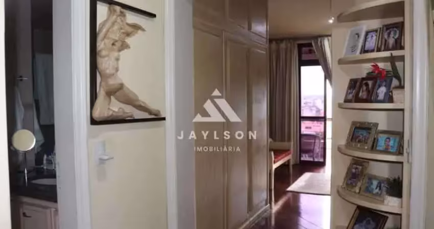 Apartamento com 4 quartos à venda na Rua Humberto Gentil Baroni, Centro, Nova Iguaçu