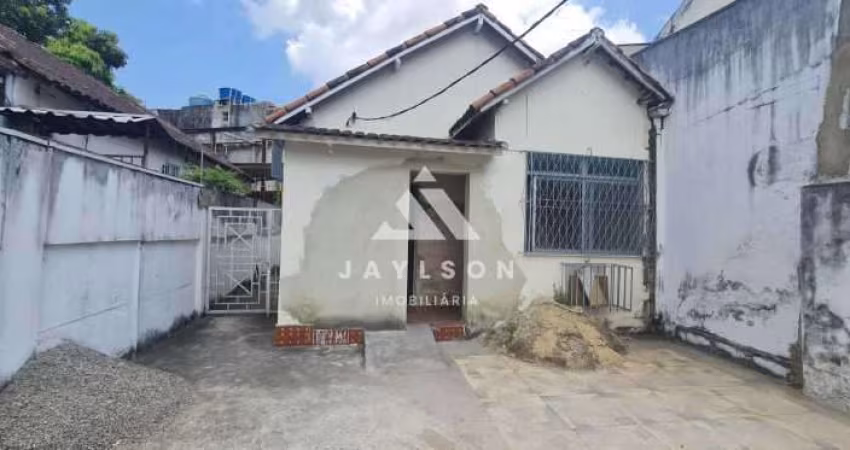 Casa com 2 quartos à venda na Rua Conde de Agrolongo, Penha, Rio de Janeiro