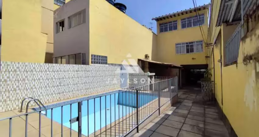 Casa com 9 quartos à venda na Rua Maria do Carmo, Penha Circular, Rio de Janeiro