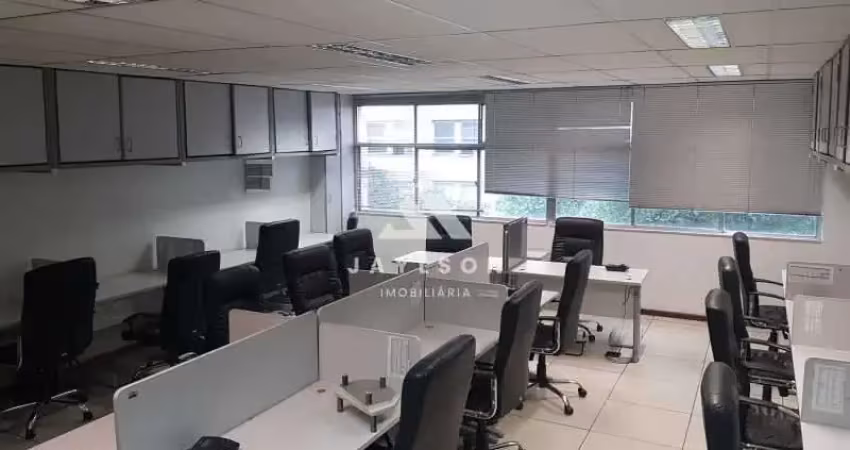 Prédio com 8 salas para alugar na Rua Visconde de Inhaúma, Centro, Rio de Janeiro