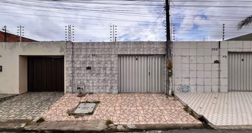 VERAS VENDE CASA PLANA 3 QUARTOS NO CASTELÃO - FORTALEZA-CE