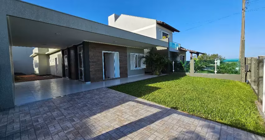 Casa a 30 metros do Mar em Arroio do Sal!