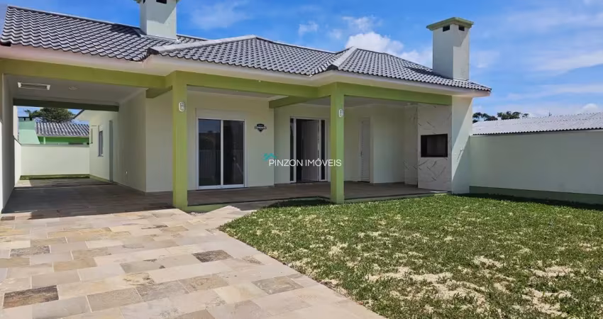Casa com 3 dormitórios em areias brancas a apenas 500 metros do mar