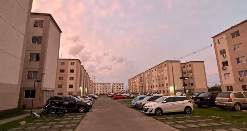 Apartamento em condomínio!!