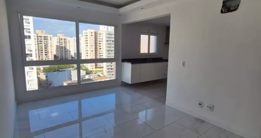 Apartamento de 2 dormitórios e vaga de garagem dupla. imóvel semi-novo!
