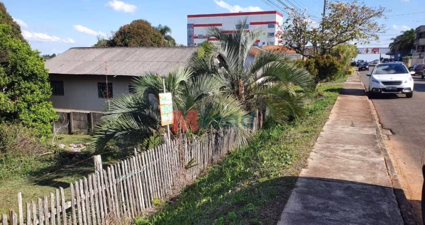 TERRENO PADRÃO  EM UVARANAS