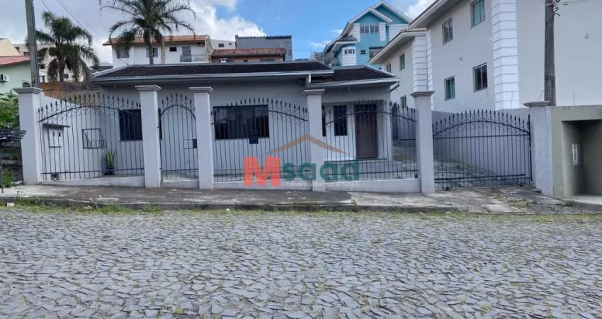 Casa Térrea á Venda Nova Russia