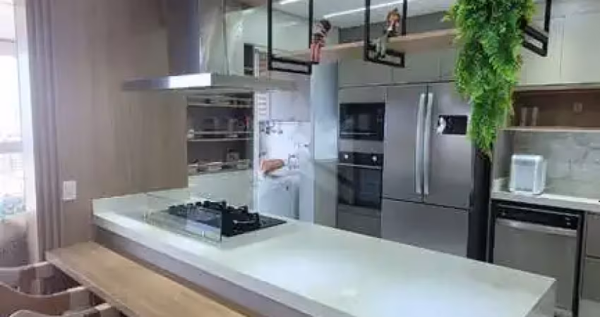 Apartamento mobiliado à venda no bairro aviação , 03 suítes e vista para o mar.