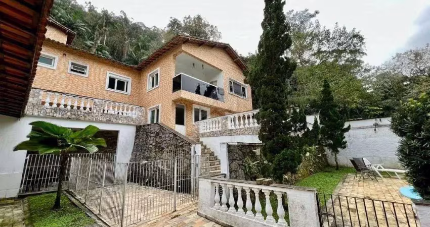 Casa Isolada à venda 3 quartos Piscina e Gourmet Canto do Forte Praia Grande-SP