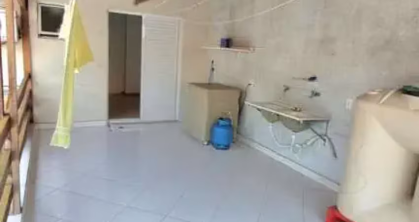 Casa com 2 quartos à venda na Rua Hércules, Vila Suíça, Santo André