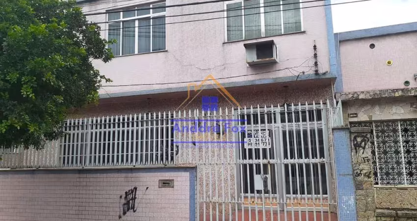 Casa Com Quatro Dormitórios , Piscina e Sauna R$750.000  à venda, Vista Alegre, Rio de Janeiro, RJ