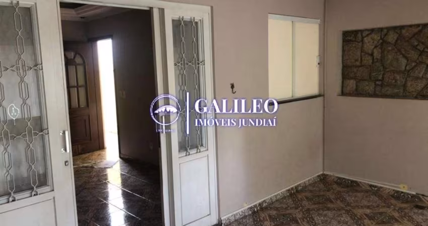 Vende Sobrado 3 Dormitórios | Várzea Paulista | São Paulo