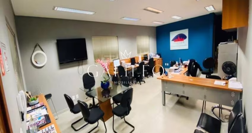 ALUGUEL | EXCELENTE SALA COMERCIAL PRÓXIMO AO CENTRO - Com 48m² - Copa - Lavabo - Ótima localização.