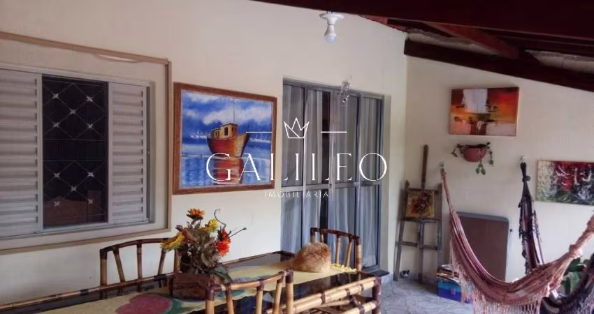 VENDE-SE CASA 3 DORMITÓRIOS COM CHURRASQUEIRA NO JARDIM LAURA EM CAMPO LIMPO PAULISTA- SP