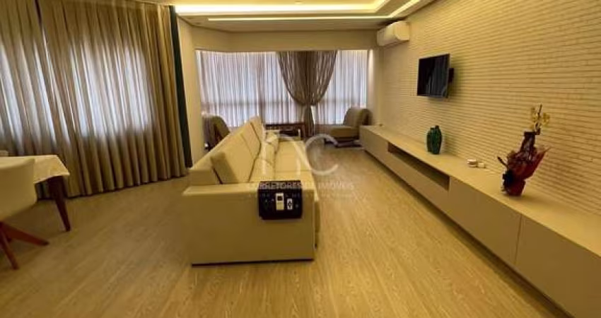 Apartamento à venda com 03 dormitórios mais dependência no centro de Balneário Camboriú SC