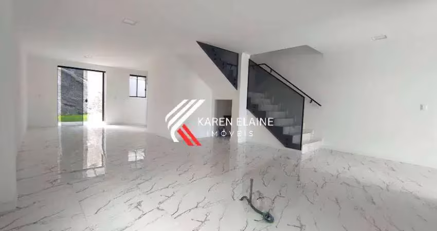 Sobrado à venda com 210m² 03 dorm (01 suíte) e 02 vagas no Bela Vista.