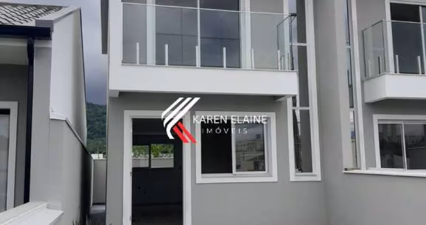 Casa/sobrado novo à venda com 2 suítes e 1 lavabo no Vale Verde na Palhoça
