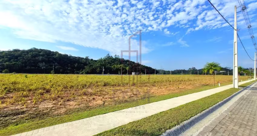 Terreno comercial à venda no Bateas, Brusque 