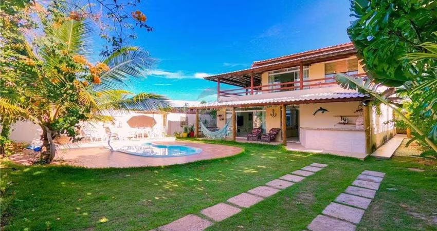 Imóvel de Luxo à Venda em Itacimirim, Camaçari-BA: Residência com 7 Quartos, 8 Banheiros e 299m² de Área.