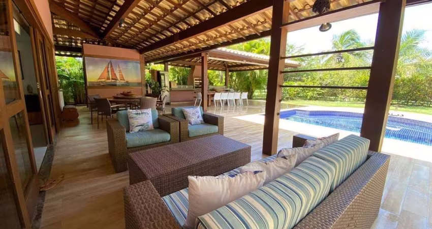 Casa de luxo em condomínio na Praia do Forte, Mata de São João-BA: 4 quartos, 4 suítes, 2 salas, 7 banheiros e 4 vagas de garagem, 400m².