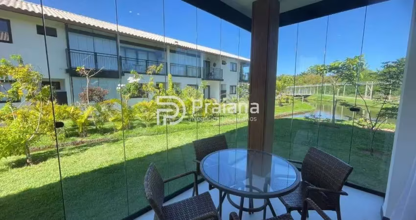 Apartamento térreo com 2 quartos disponível para locação anual em praia do forte