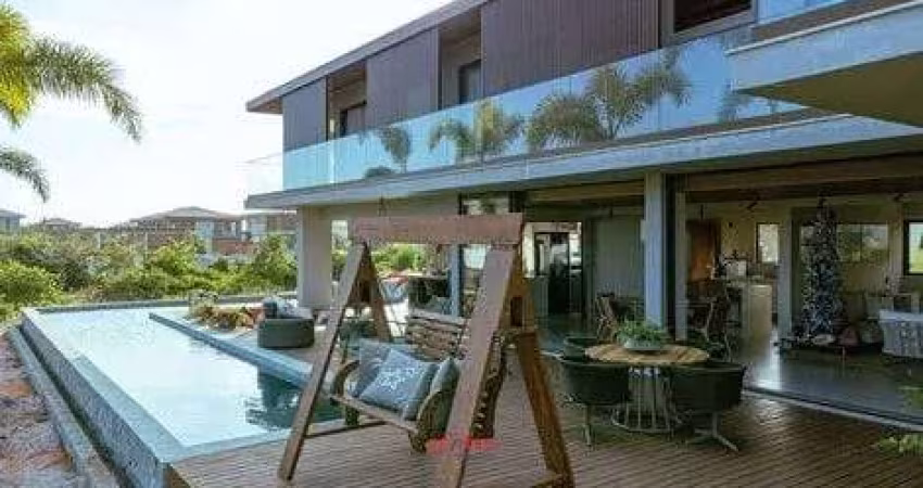 Casa de alto padrão em condomínio luxuoso na Praia do Forte, 6 quartos e 6 suítes - Mata de São João-BA.