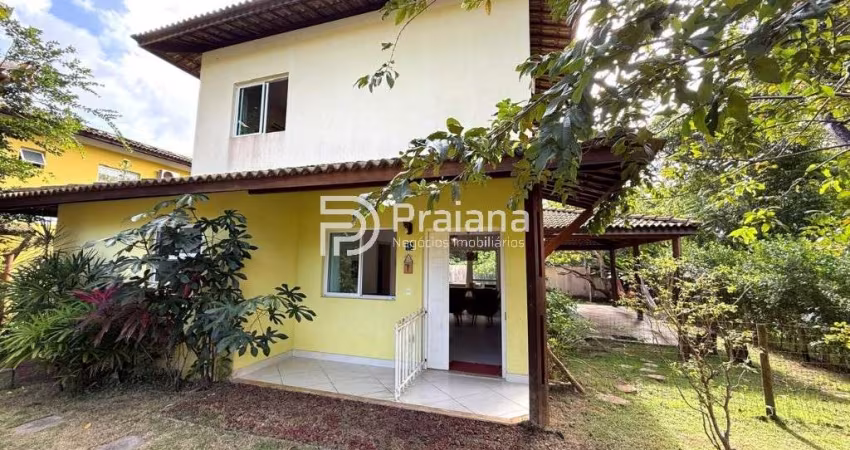 Casa em Condomínio Vila Firenze na Reserva Sapiranga: 3 quartos, 1 suíte, 2 salas,3 vagas de garagem, 182m². Venda ou locação em Praia do Forte..