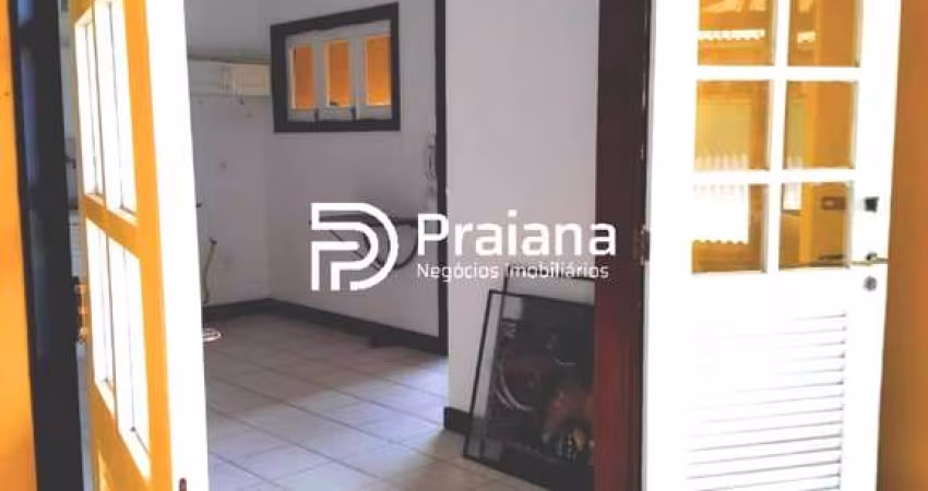 Aluguel de Apartamento na Praia do Forte, Mata de São João-BA: 1 quarto, 1 sala, 1 banheiro, 1 vaga de garagem - 51,00 m².