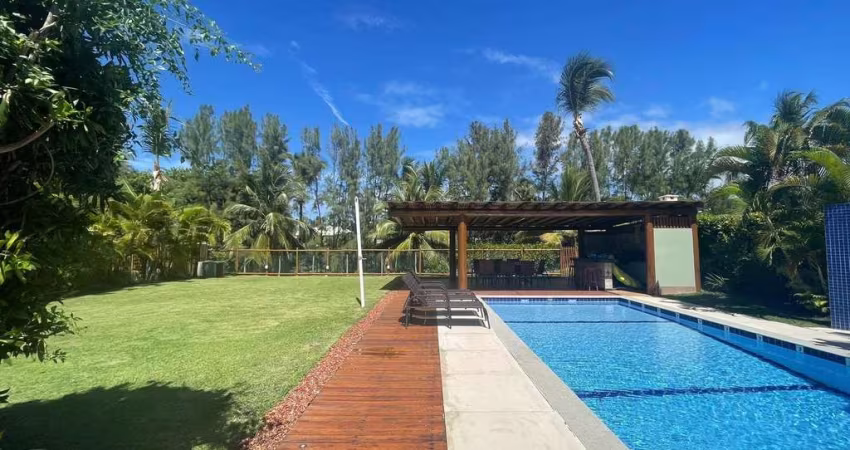 CASA A VENDA EM PRAIA DO FORTE - 4 quartos, 4 suítes, 2 salas, 7 banheiros, 6 vagas - 300m² - Mata de São João-BA
