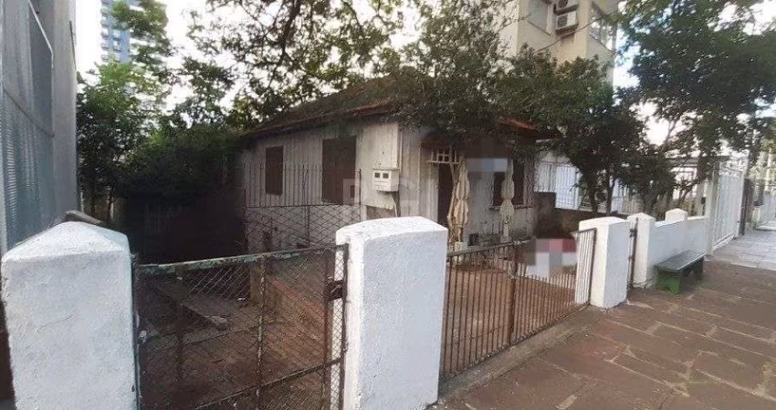 Terreno para Venda - 0m², 0 dormitórios, Petrópolis