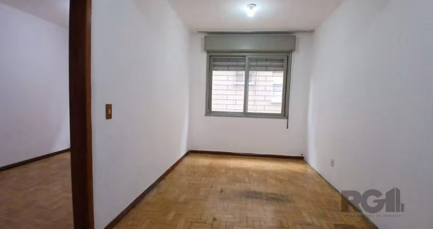 Apartamento térreo de 1 quarto 42 m2 com patio