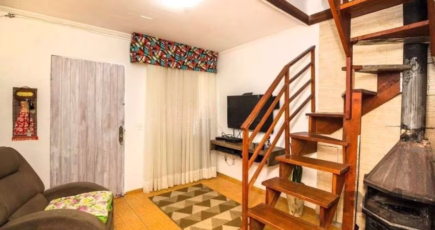 Casa para Venda - 85m², 2 dormitórios, 1 vaga - Hípica