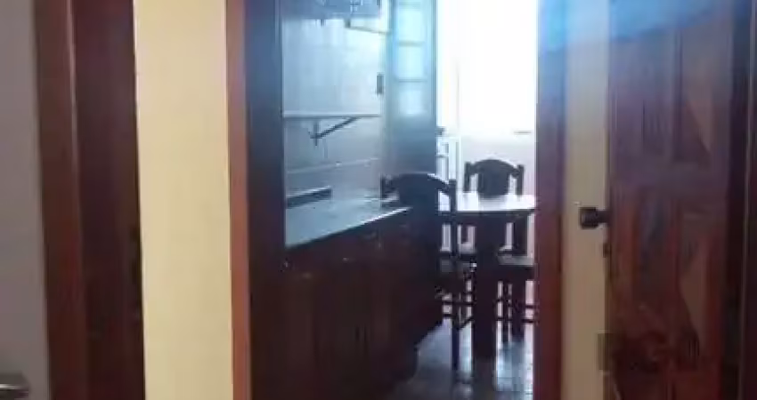 Apartamento à venda na Avenida Professor Oscar Pereira, 179, Azenha, Porto Alegre