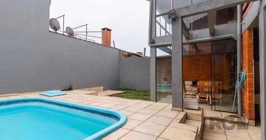 Casa com 5 dormitórios no bairro Sarandi