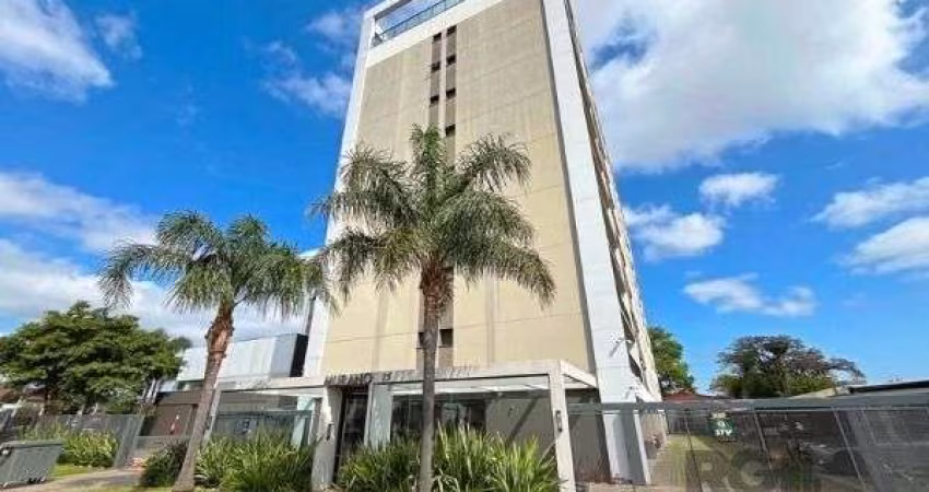 Apartamento em Porto Alegre, no bairro Cristal, com 2 dormitório(s), e 2 banheiros, à venda.