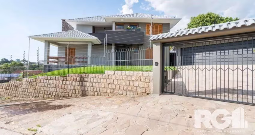 Casa com piscina, 3 dormitórios, 258m² privativos, no jardim itu.