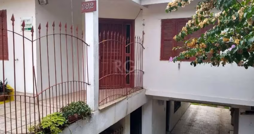 Casa para venda - 189.52m², 3 dormitórios, sendo 1 suites, 2 vagas - aparecida